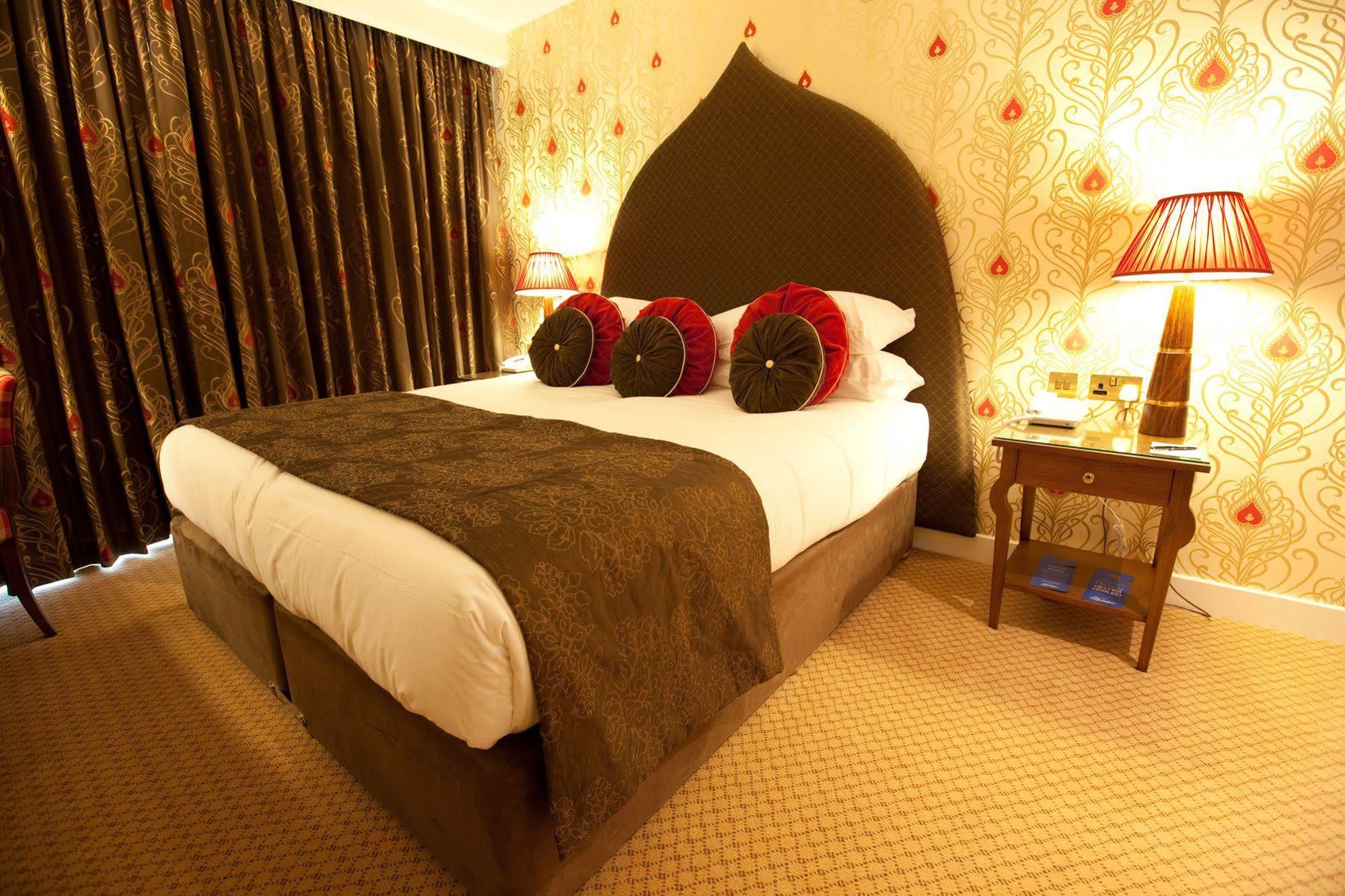 The Oxfordshire Golf & Spa Hotel Thame Eksteriør billede